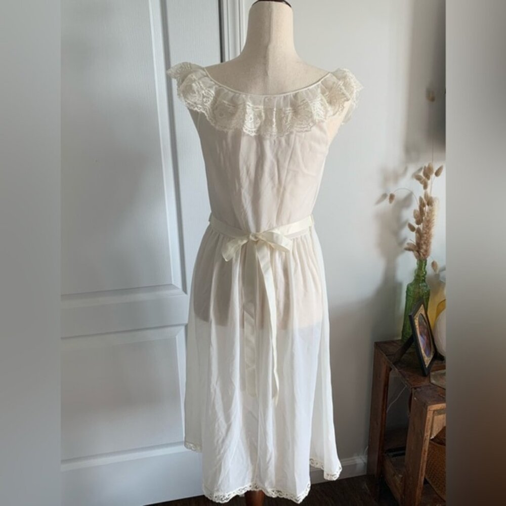 Vintage Roger’s 50s lace slip lingerie